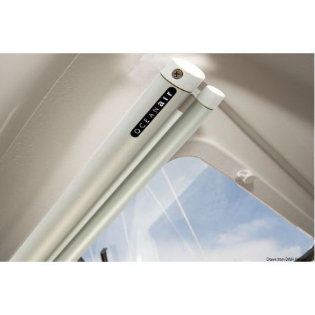 Roller blind DOMETIC SkyshadePortshade 320 for skylights and windows.