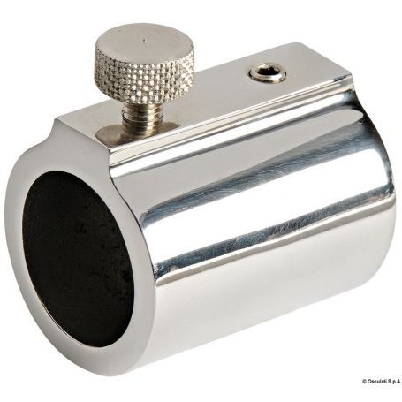 Pipe connector for hoods