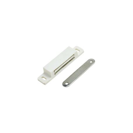 White magnetic closure suitable for heavy doors