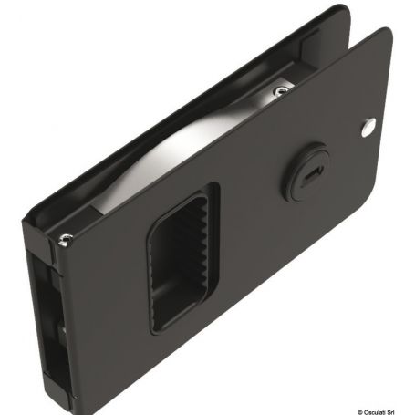 Flush closure for standard black entrance doors