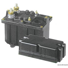 Automatic unipolar battery disconnect switch (general power contactor with separate power supply)